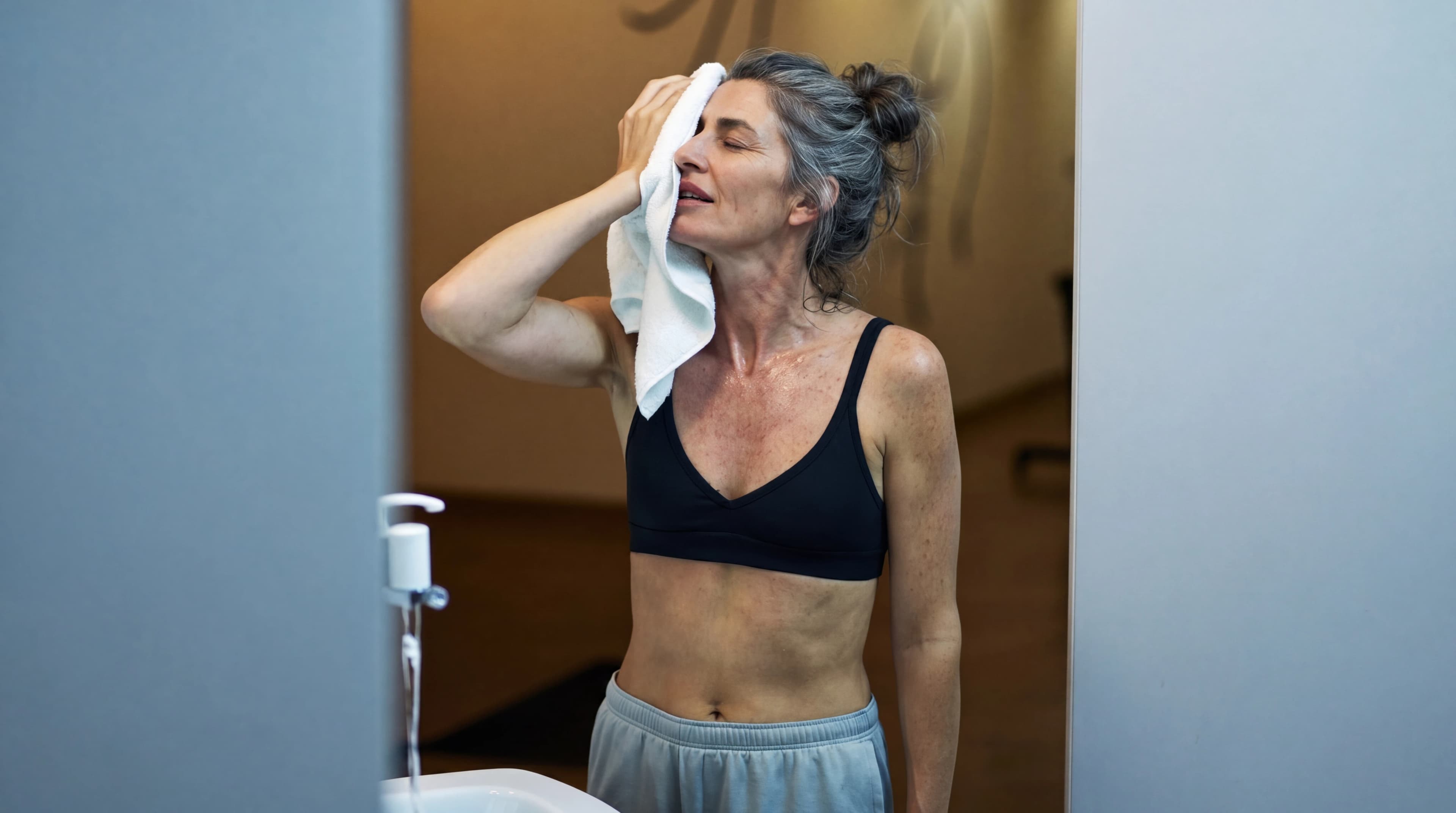 Hot Flashes at the Gym? How to Adjust Your Workout During Menopause
