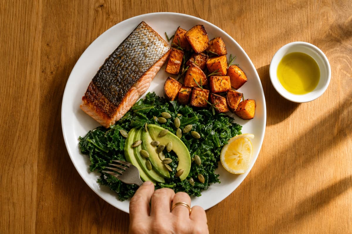 How to Build a Hormone-Friendly Plate After 45